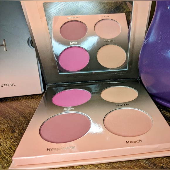 5/75$ Shades by Shan - the blush palette - you are berry beautiful 🍓 - Picture 7 of 16